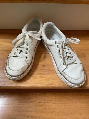 Classic Women's White Leather Lace-Up Sneakers